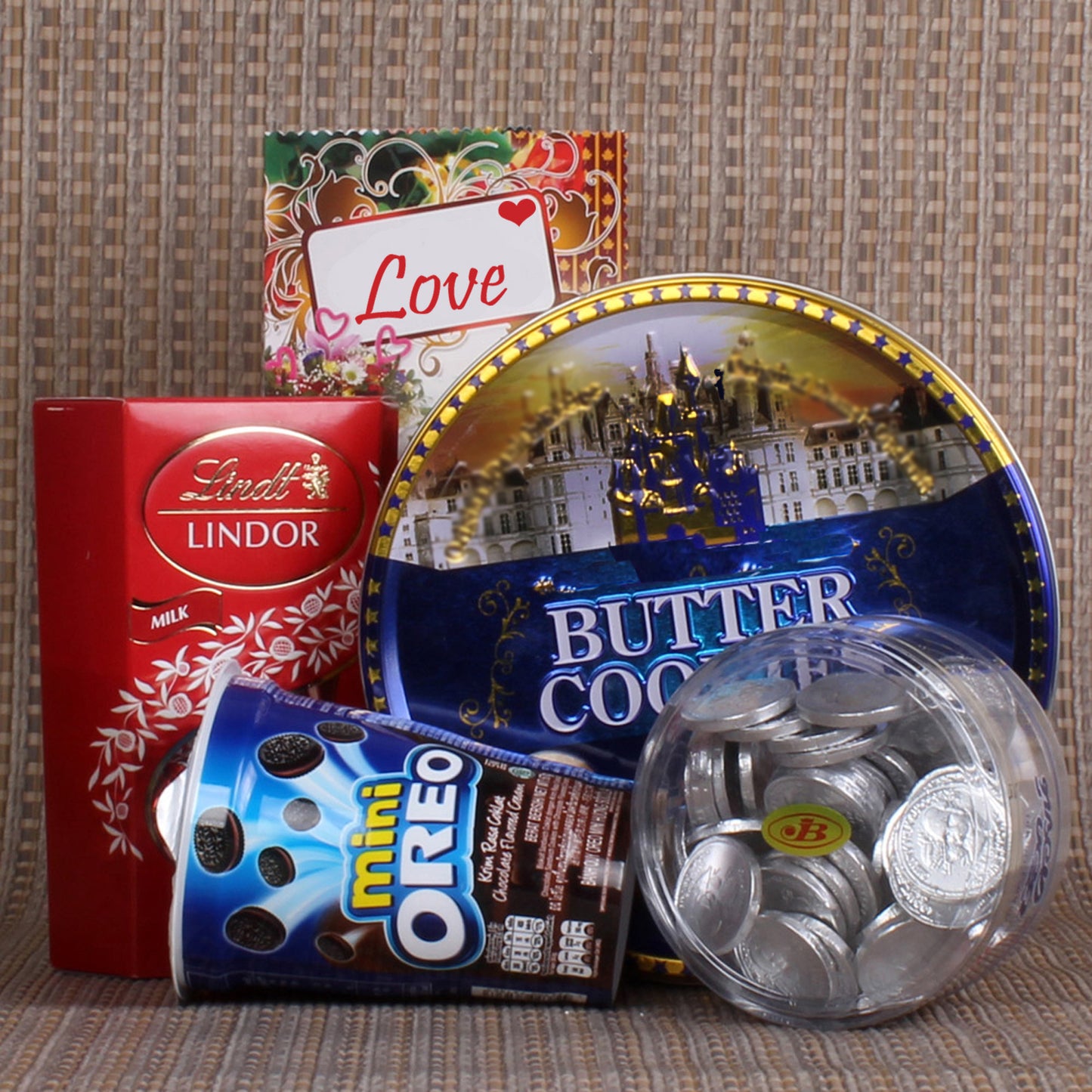 Exclusive Cookies and Chocolate Valentines Hamper