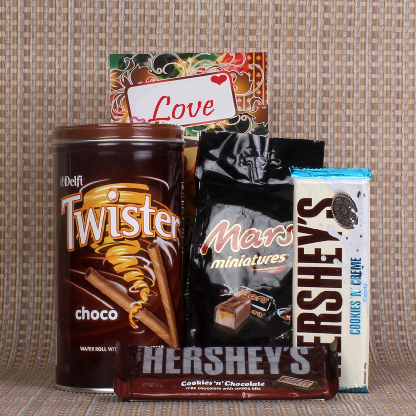 Special Valentines Day Chocolate Gift Combo