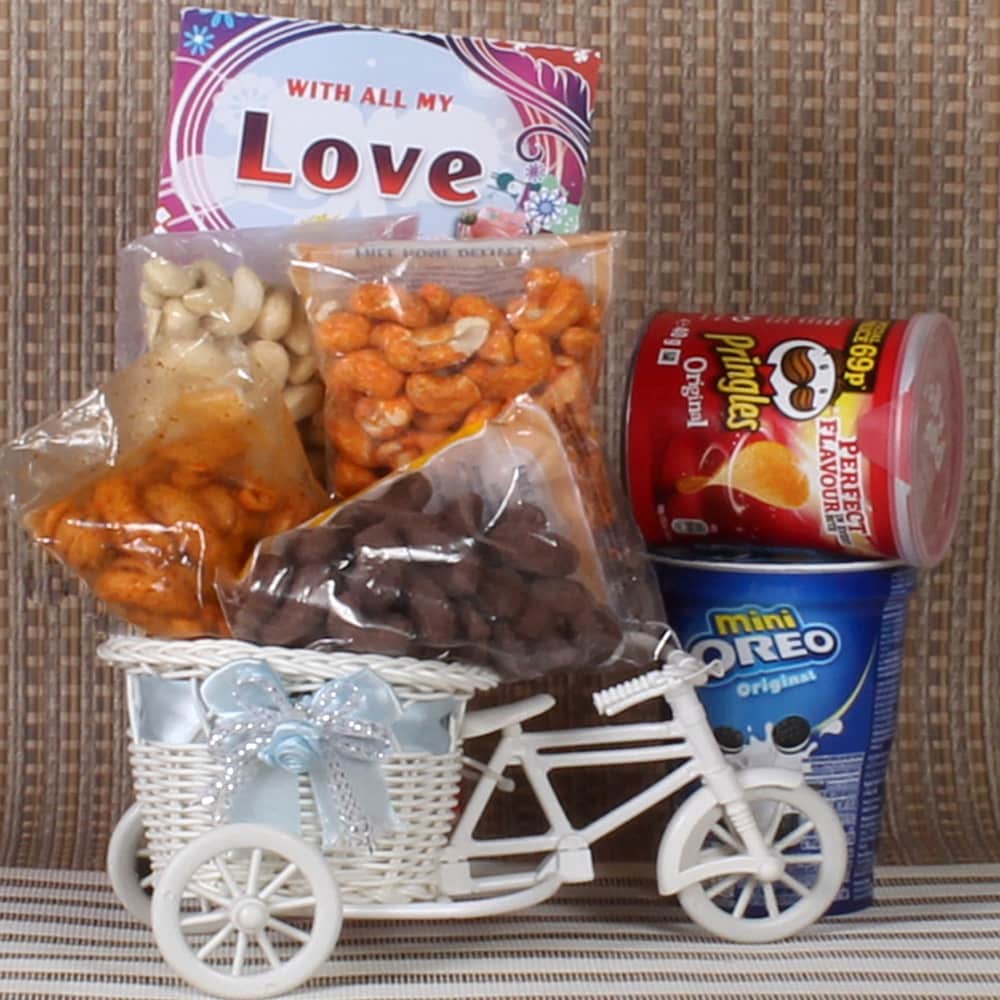 Valentines Love Treat of Dry Fruits and Chips
