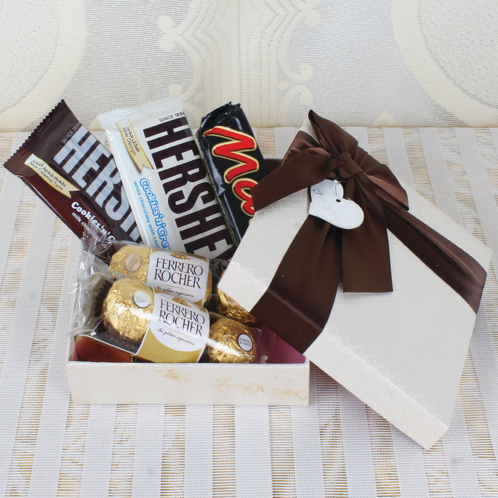 Hazel & Creme Chocolate Gift Basket - Chocolate Sampler Gift Box - India |  Ubuy