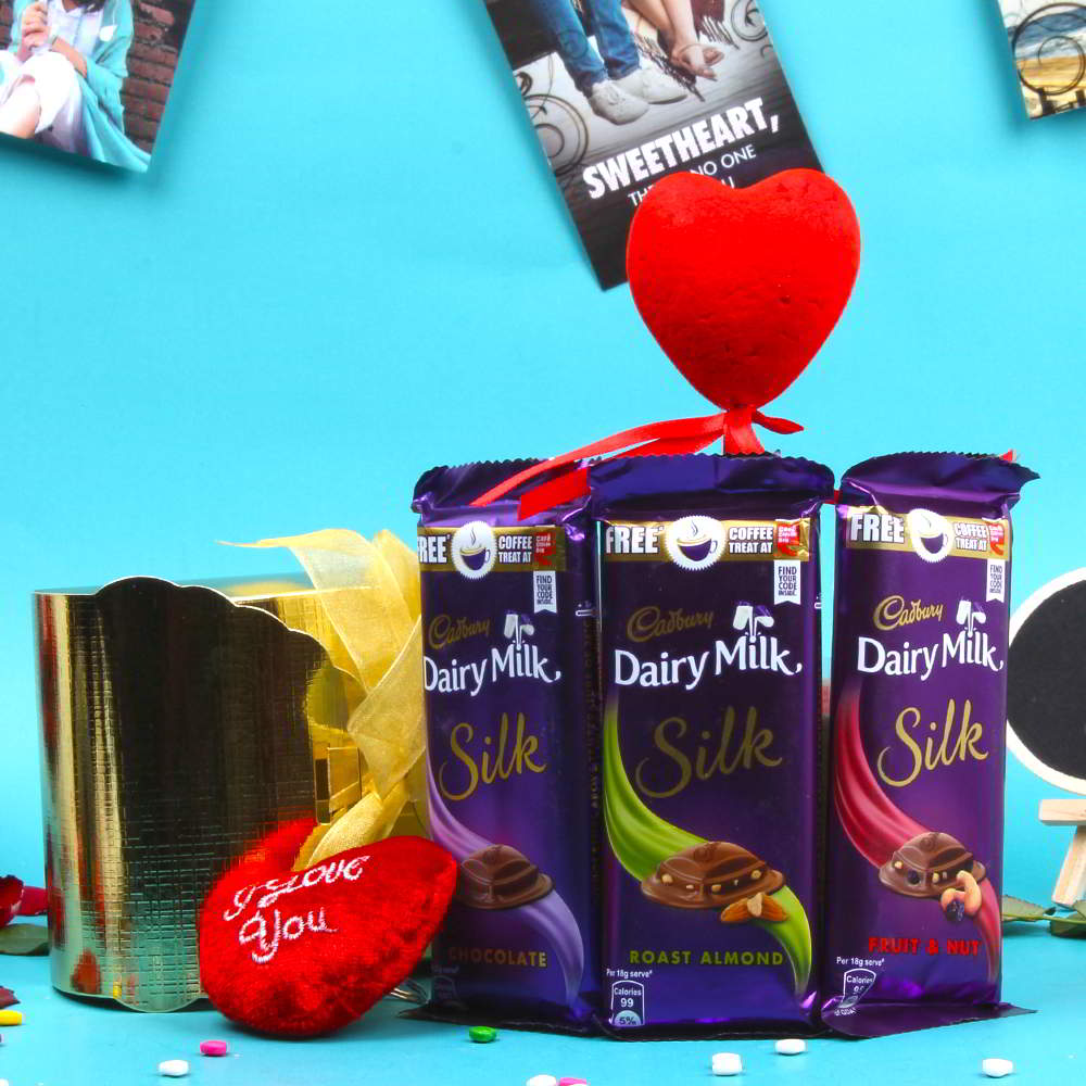 Cadbury Dairy Milk Silk Valentines Chocolate Bar Gift Pack, 60 g (Pack of  8) - Buy Online - 72095013