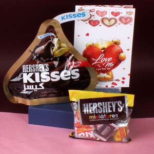Love Special Hershey's Kisses Gift Combo