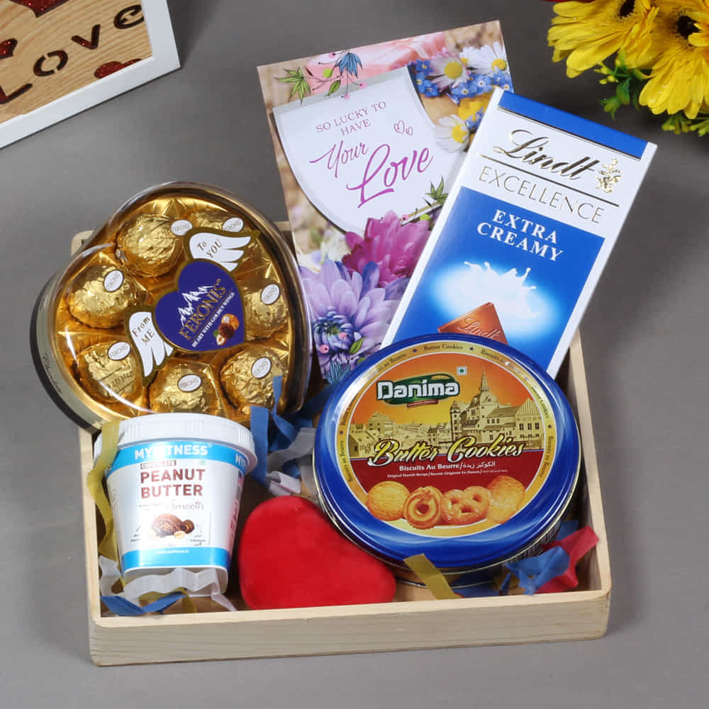 Gifts Online - Flowers & Gifts Delivery to Jordan - Send Chocolate Gift  Arrangements from Gifts Online to your loved ones in Amman. Order Online 🤩  https://www.giftsonlinejo.com/Send-Cake-Delivery-Amman-Jordan/chocolate- gifts/chocolate-addict-basket ...