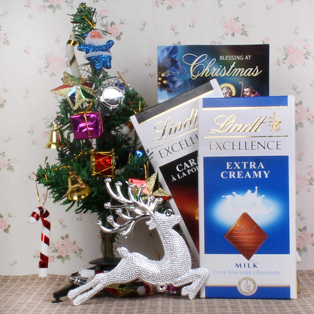 Gift Combo of Lindt Chocolate with Christmas Tree